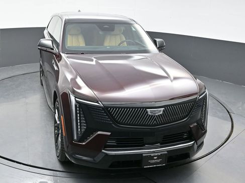 New 2025 Cadillac Escalade IQ Sport 2 w/ LPO, ONYX Package image 26