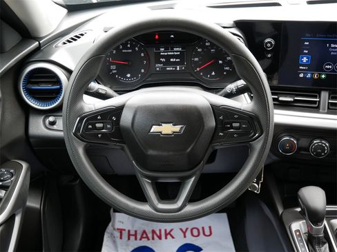 Used 2024 Chevrolet Trax LS image 13