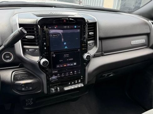 Used 2025 RAM 2500 Big Horn AWD/4WD image 19