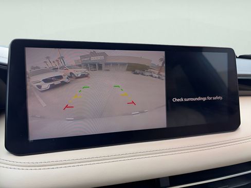 Used 2025 INFINITI QX60 Pure image 18