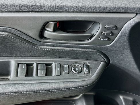 Used 2025 Honda Odyssey Sport-L image 15