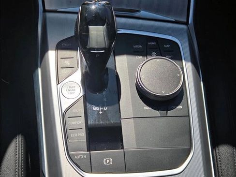 Used 2019 BMW 330i xDrive Sedan w/ Premium Package image 15