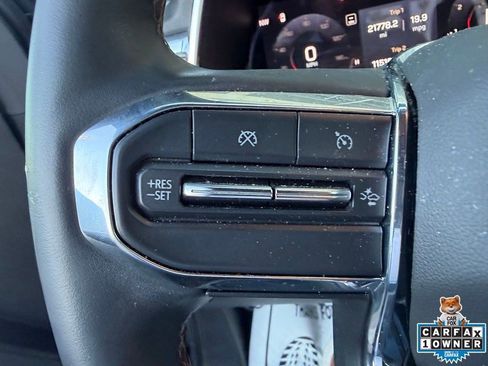 Used 2023 GMC Canyon Denali AWD/4WD image 12