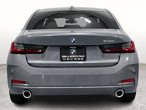 New 2026 BMW 330i Sedan w/ Premium Package RWD image 5