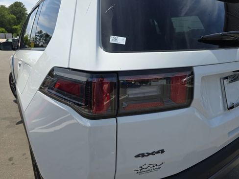 New 2026 Jeep Cherokee Limited AWD/4WD image 35