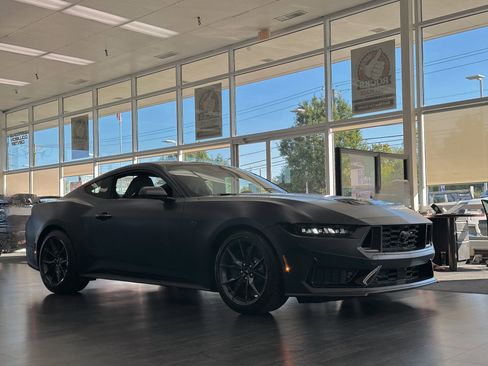 New 2025 Ford Mustang Dark Horse image 1