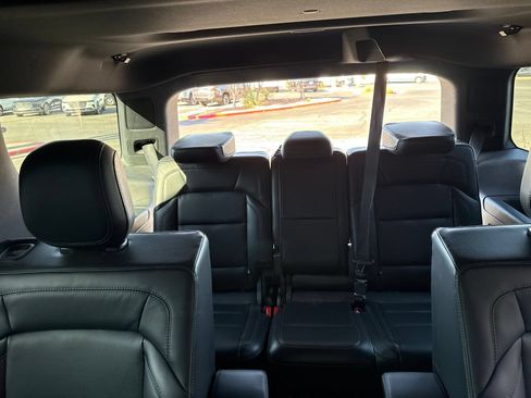 Used 2025 Lincoln Navigator Reserve w/ Jet Appearance Package AWD/4WD image 19