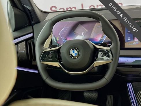 Used 2025 BMW X3 xDrive30i w/ Premium Package image 11