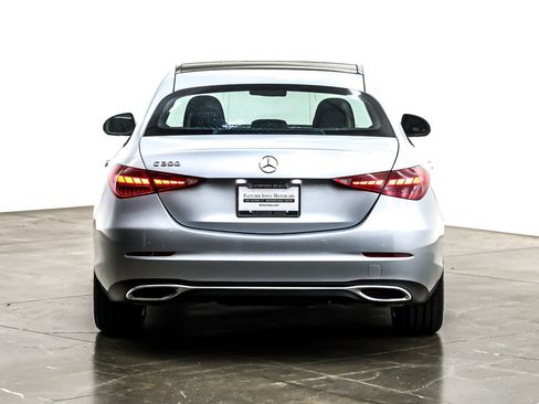 Used 2022 Mercedes-Benz C 300 Sedan image 5