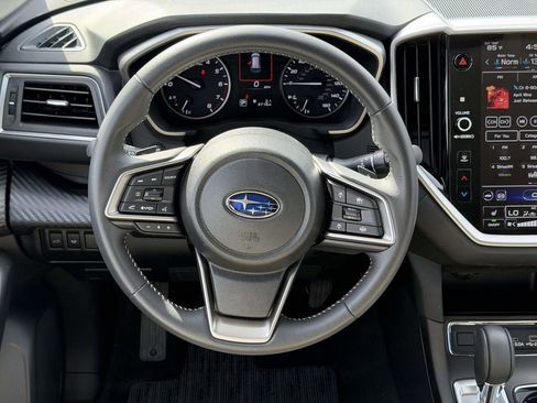 Used 2025 Subaru Ascent Premium AWD/4WD image 21