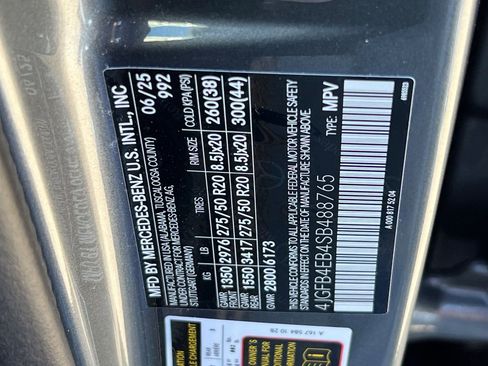 Used 2025 Mercedes-Benz GLE 350 4MATIC image 34