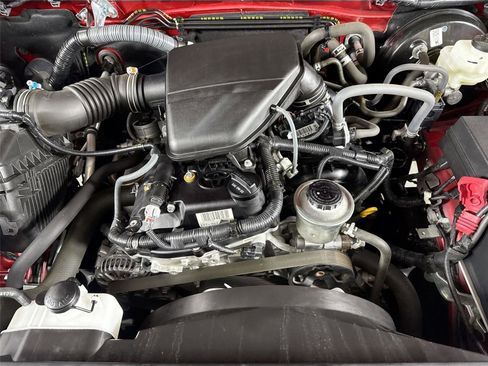 Certified 2022 Toyota Tacoma SR5 image 36