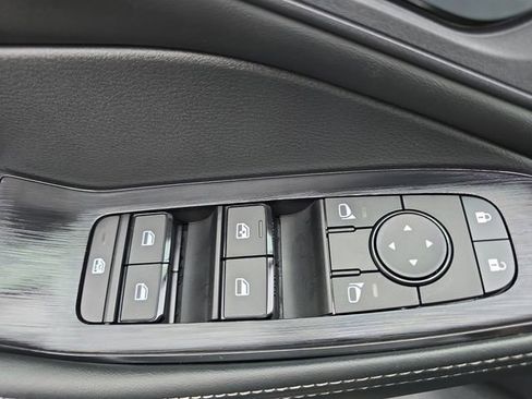 Used 2026 Nissan Rogue SV image 29