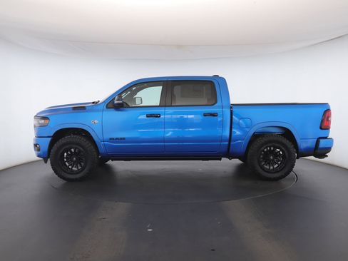 New 2026 RAM 1500 4x4 Crew Cab image 23