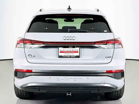 Used 2024 Audi Q4 e-tron Prestige AWD/4WD image 3