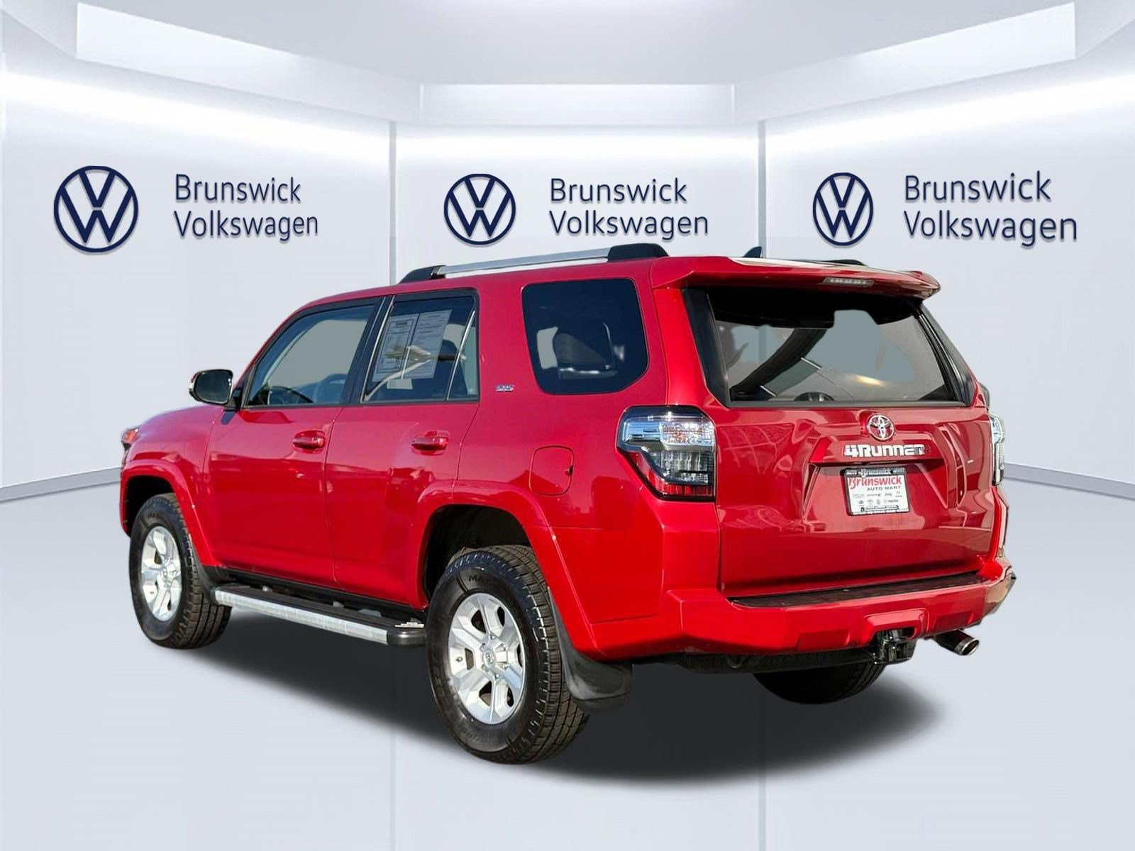 Certified 2021 Toyota 4Runner SR5 Premium w/ Moonroof Package AWD/4WD image 6