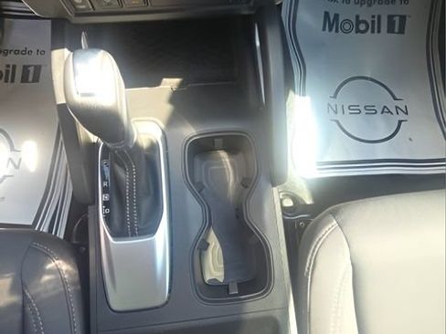 Certified 2025 Nissan Frontier SV w/ SV Convenience Package AWD/4WD image 20
