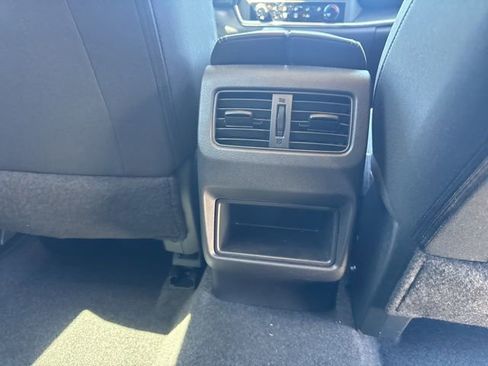 Used 2023 Nissan Rogue S AWD/4WD image 12