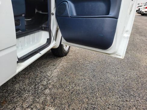 Used 2005 Chevrolet Astro image 40