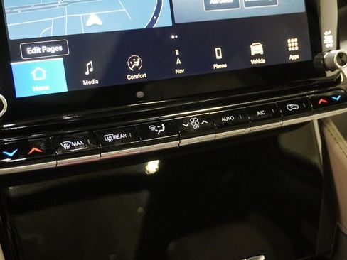 New 2026 Jeep Grand Wagoneer w/ Premium Group I image 28