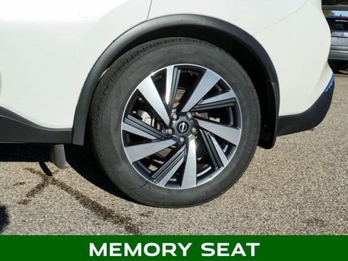 Used 2024 Nissan Murano SL image 10