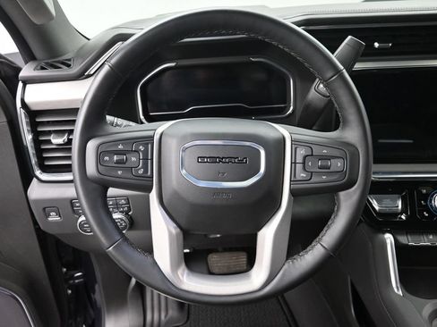 Used 2025 GMC Sierra 2500 Denali w/ Denali Reserve Package AWD/4WD image 17