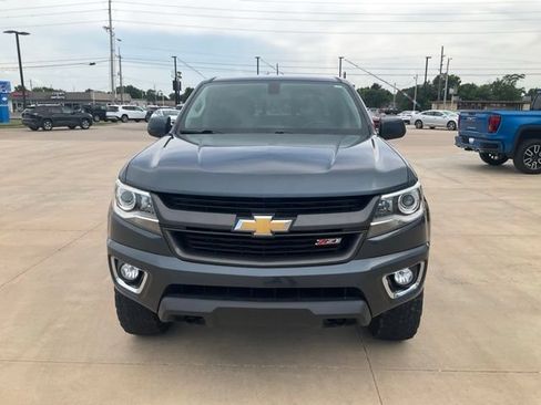 Used 2020 Chevrolet Colorado Z71 AWD/4WD image 40