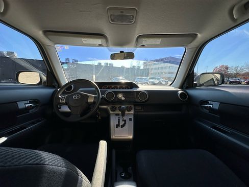 Used 2010 Scion xB image 13