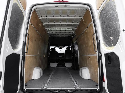 Used 2021 Mercedes-Benz Sprinter 2500 w/ Driver Convenience Package image 46