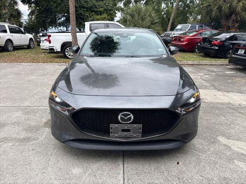 Used 2019 MAZDA MAZDA3 Hatchback w/ Premium Package image 3