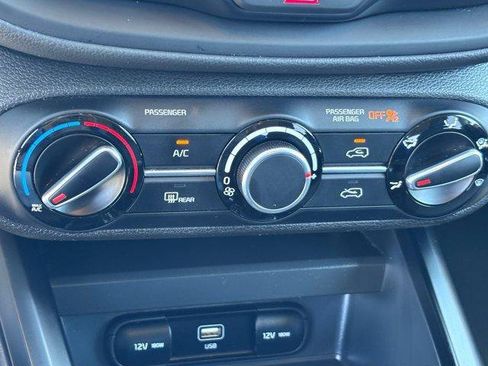Used 2024 Kia Soul LX w/ Option Group 015 FWD image 28