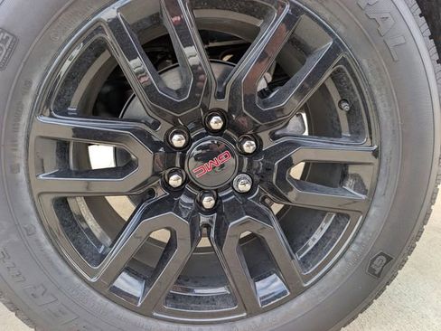 New 2026 GMC Sierra 1500 Elevation w/ Elevation Premium Package AWD/4WD image 6