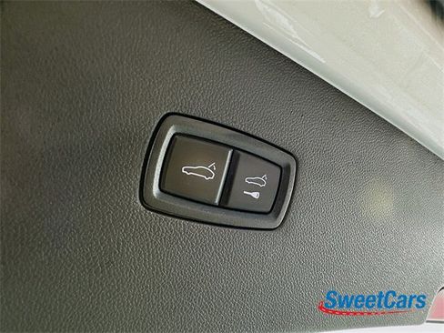 Used 2023 Porsche Cayenne Turbo image 50