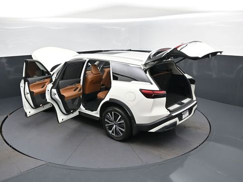 Certified 2023 INFINITI QX60 Sensory w/ Vision Package AWD/4WD image 2