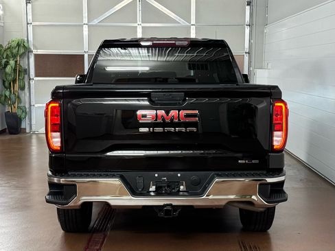 Used 2021 GMC Sierra 1500 SLE image 4