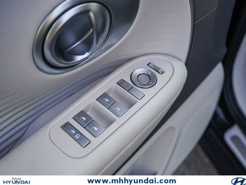 New 2026 Hyundai Ioniq 9 SEL AWD/4WD image 24