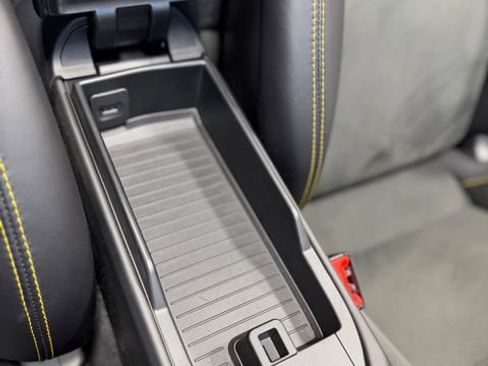 Used 2023 Porsche 718 Boxster Spyder RWD image 49