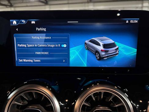 Certified 2025 Mercedes-Benz GLA 250 4MATIC image 35