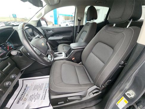 Used 2019 Chevrolet Colorado LT w/ LT Convenience Package image 11