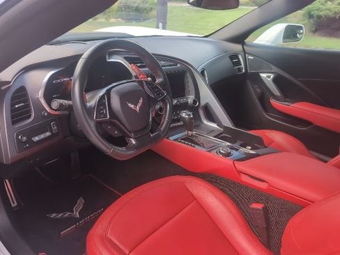 Used 2017 Chevrolet Corvette Grand Sport RWD image 21