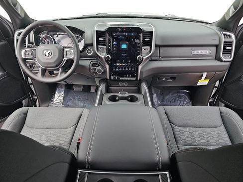 New 2026 RAM 1500 Big Horn AWD/4WD image 9