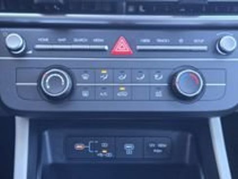 Used 2026 Hyundai Tucson SE FWD image 8
