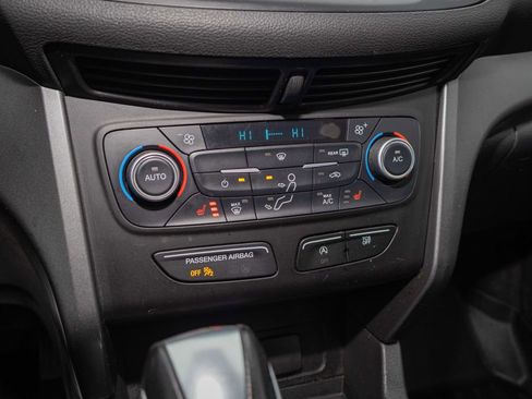 Used 2018 Ford Escape SEL image 19