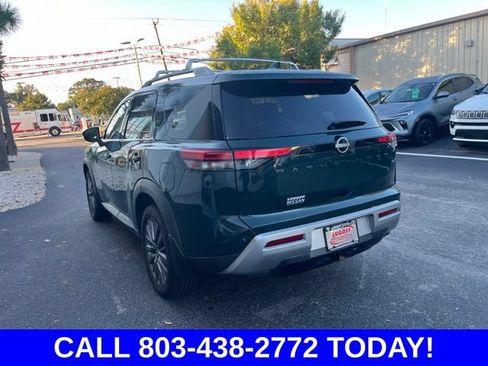 Used 2024 Nissan Pathfinder SL w/ SL Premium Package FWD image 37