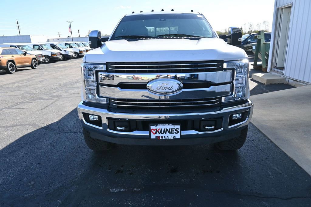 Used 2018 Ford F350 Lariat w/ Lariat Ultimate Package AWD/4WD image 14