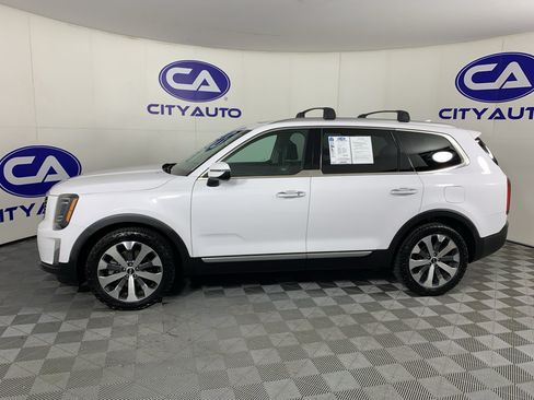 Used 2021 Kia Telluride S FWD image 6