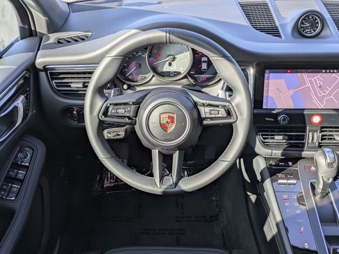 New 2025 Porsche Macan S image 15