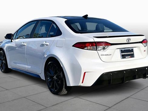 Used 2025 Toyota Corolla SE image 11
