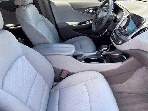 Used 2022 Chevrolet Malibu LT FWD image 12