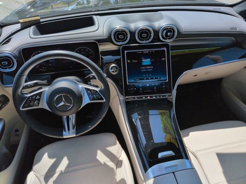 Used 2023 Mercedes-Benz GLC 300 4MATIC image 27